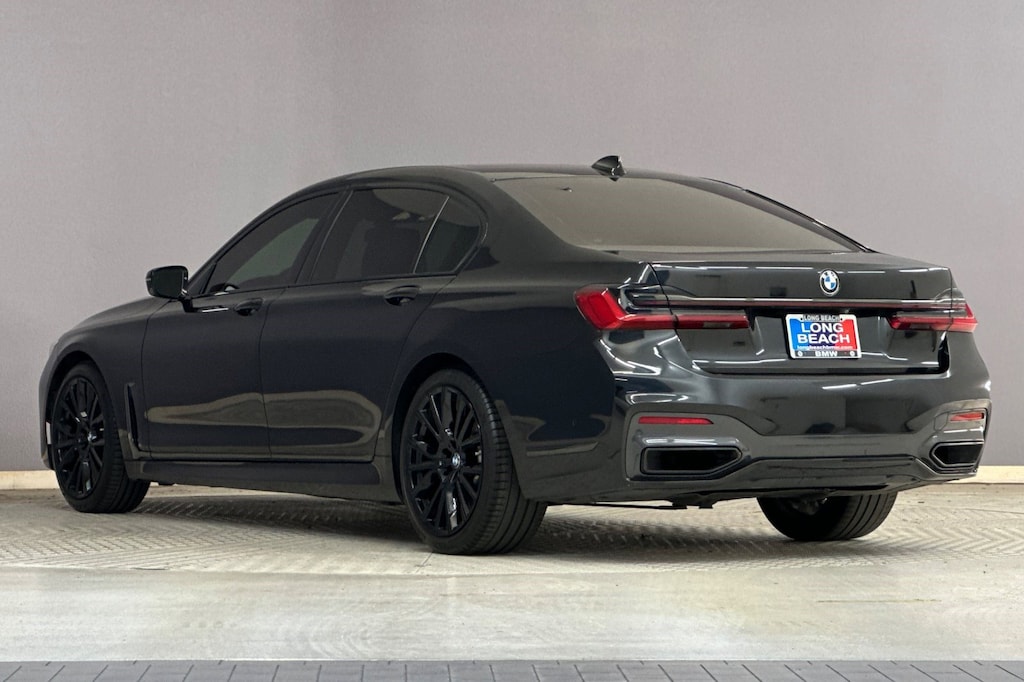 Used 2021 BMW 740i Sedan