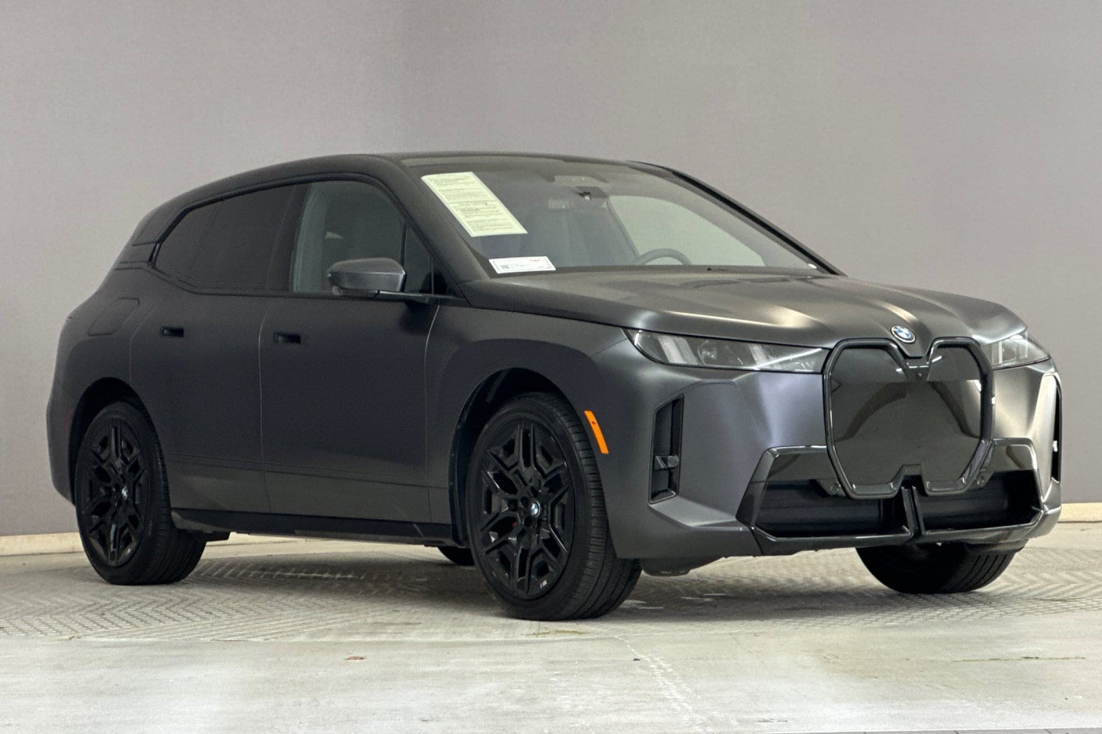 2026 BMW iX 45 - Photo 7