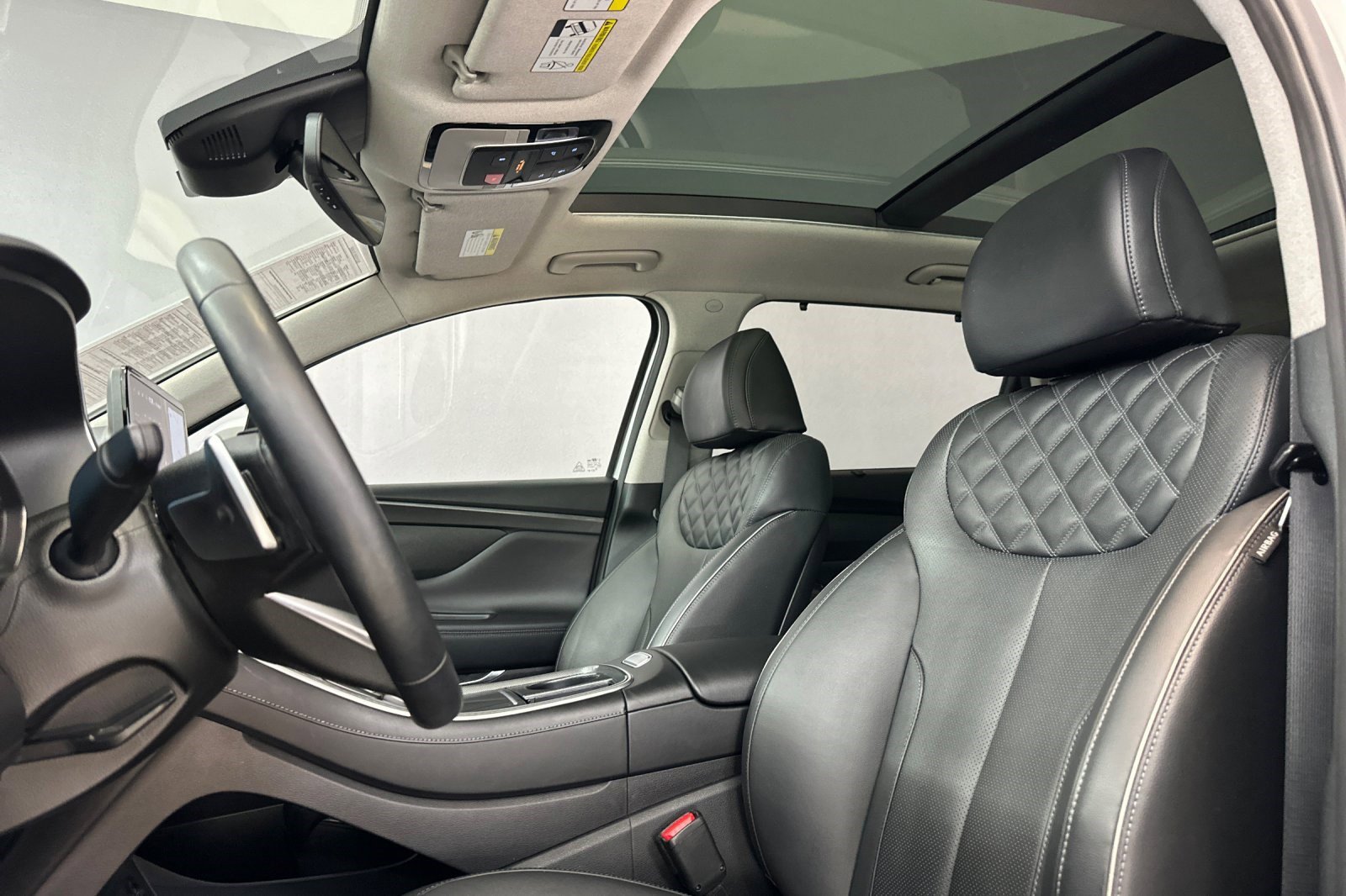 2022 Hyundai Santa Fe Plug-In Hybrid Limited photo 4