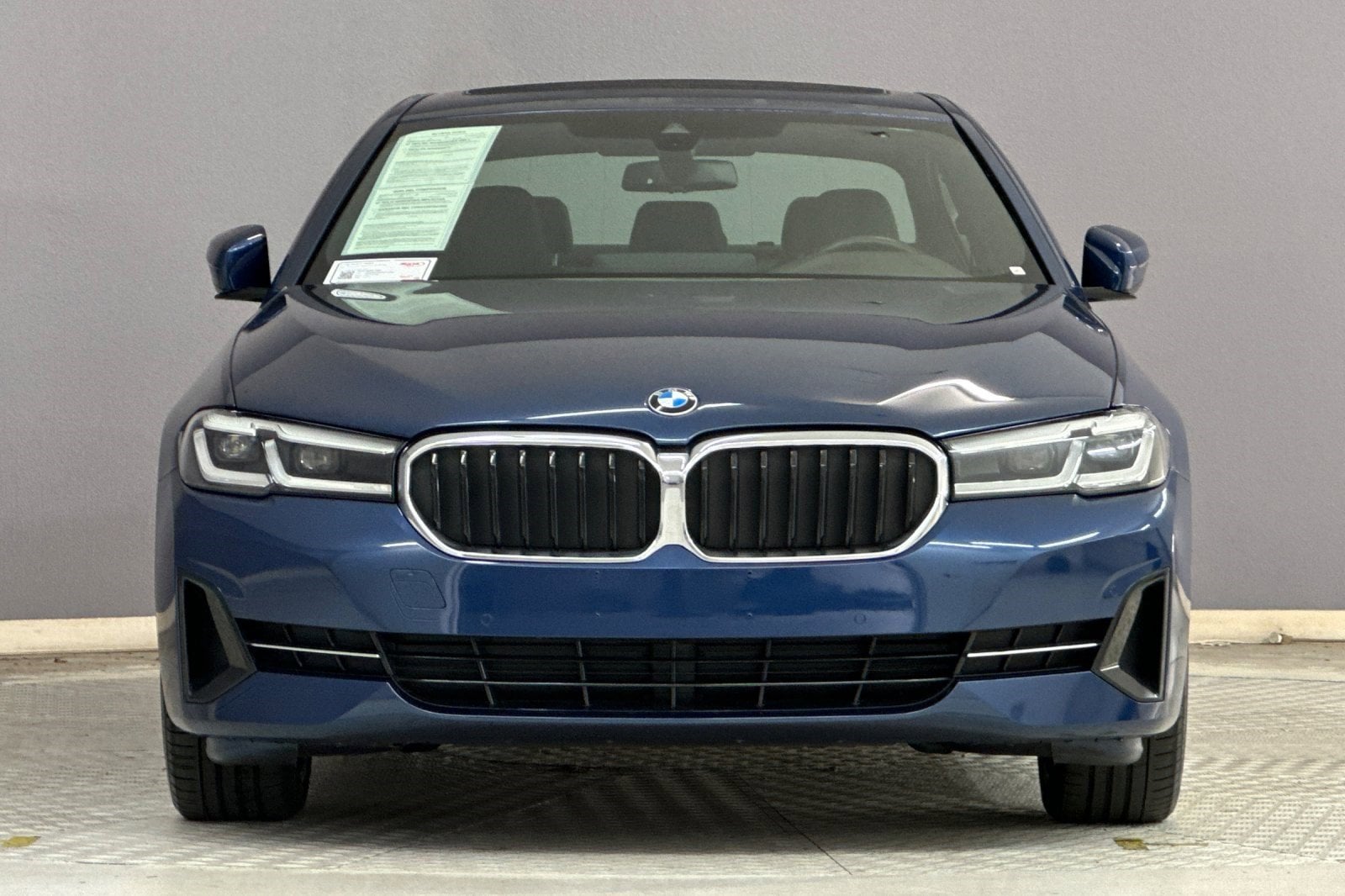 2023 BMW 530i photo 4