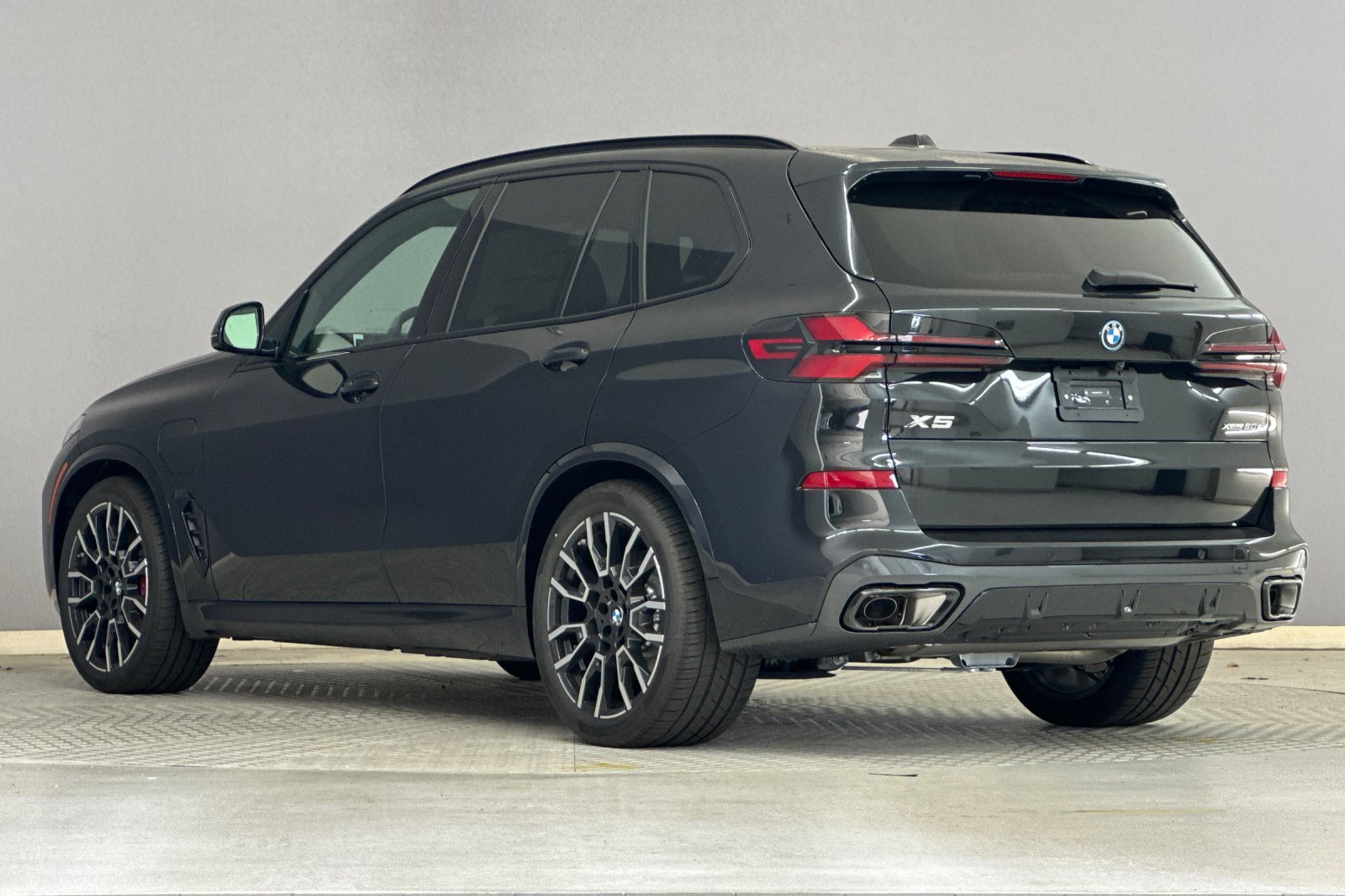 2026 Bmw X5 xDrive50e photo 2