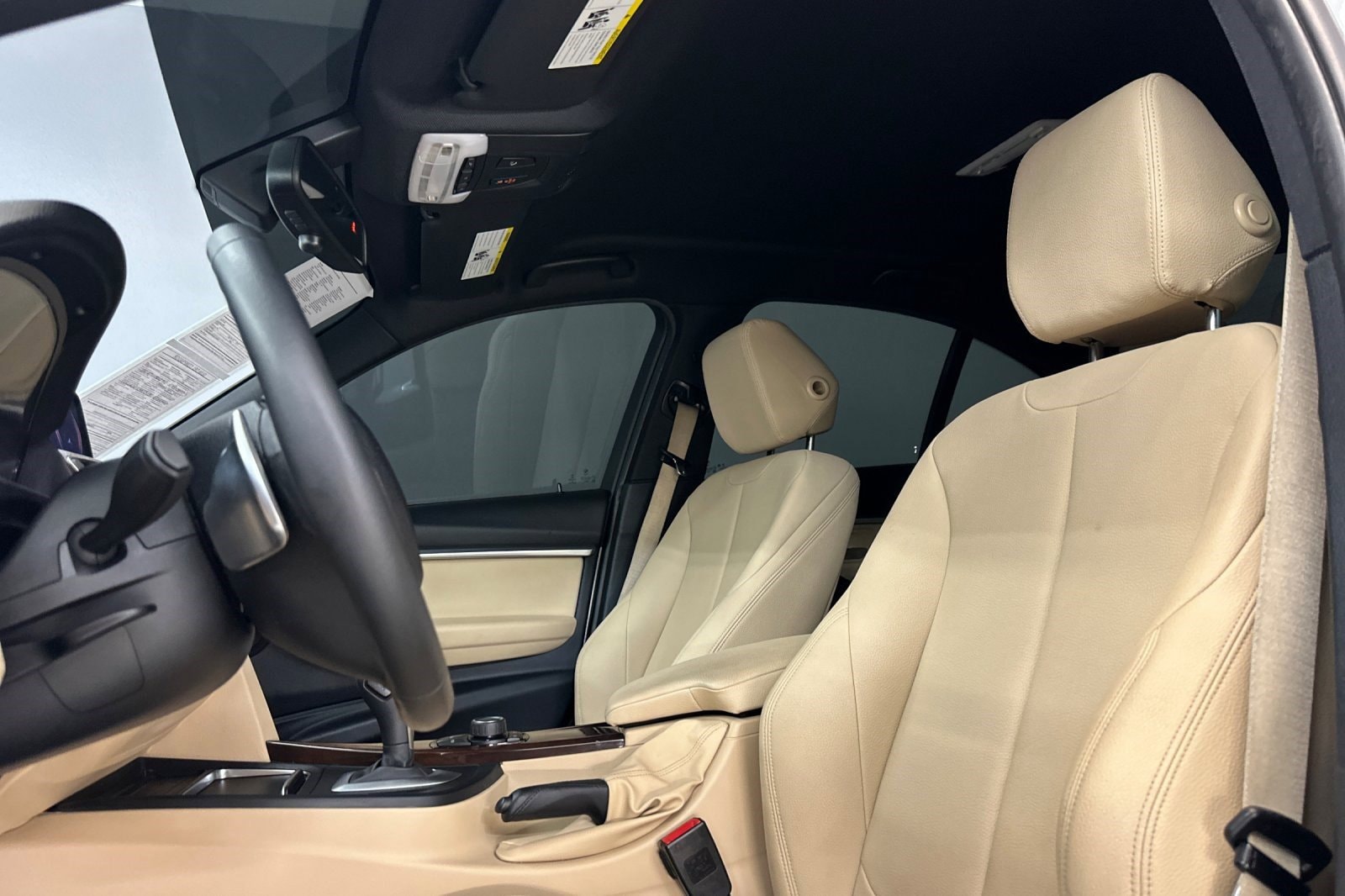 2018 BMW 330i photo 4