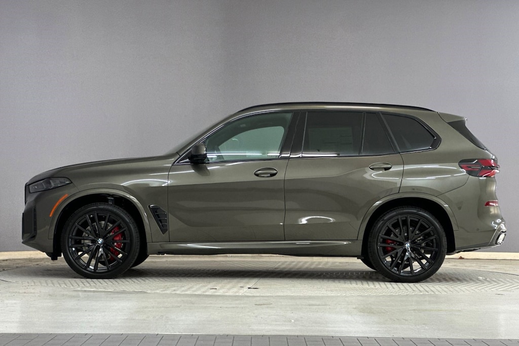 New 2026 BMW X5 sDrive40i SUV