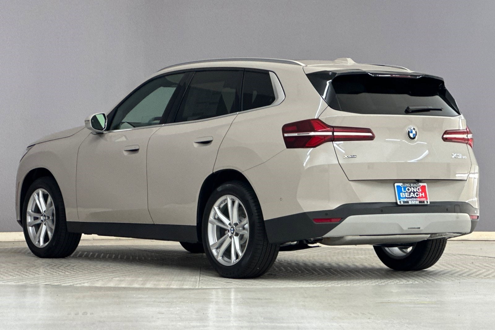 2025 BMW X3 30 xDrive photo 2