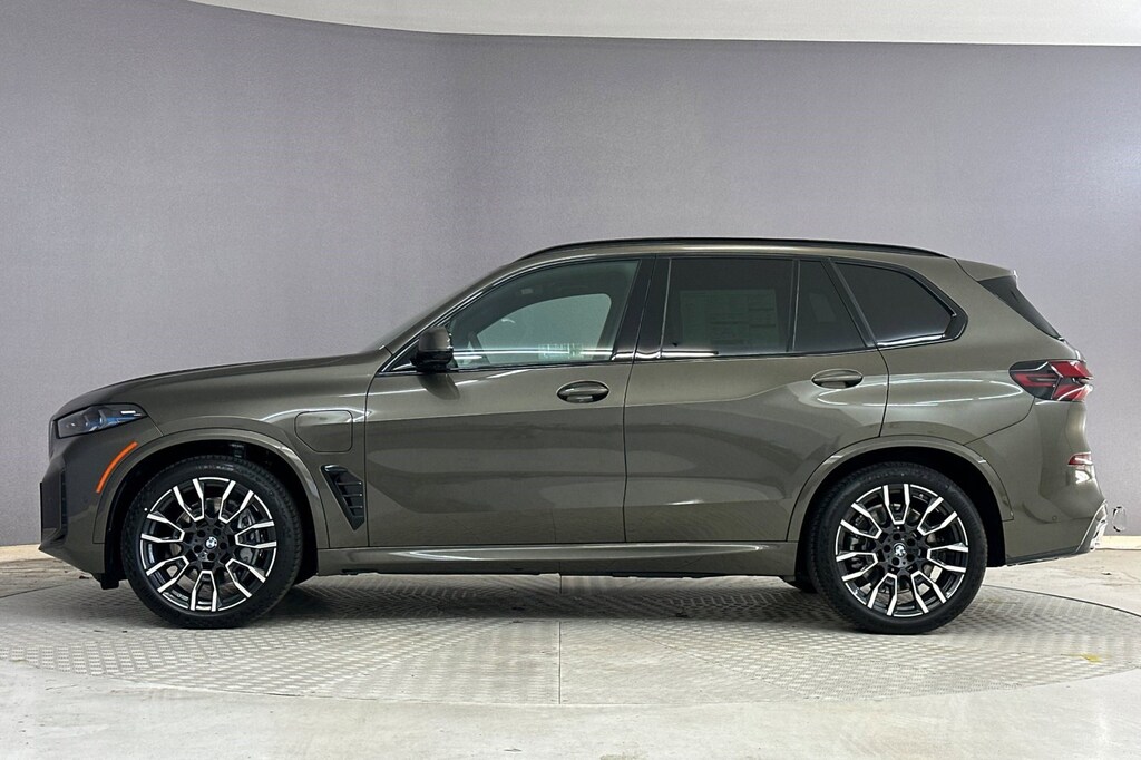 New 2026 BMW X5 PHEV xDrive50e SUV