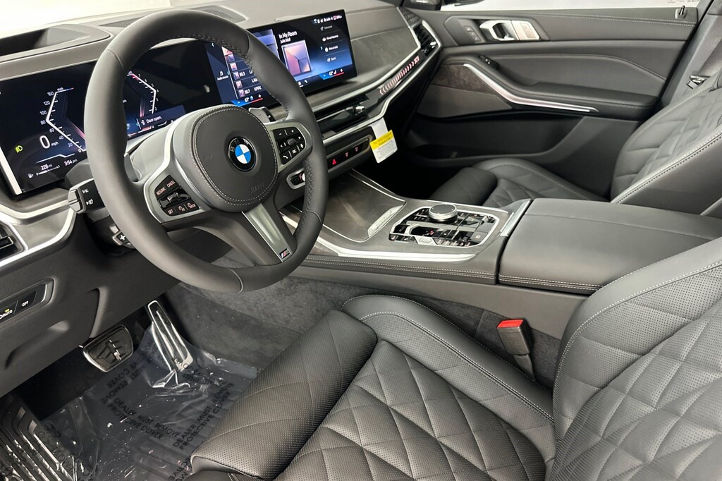 New 2027 BMW X7 xDrive40i SUV