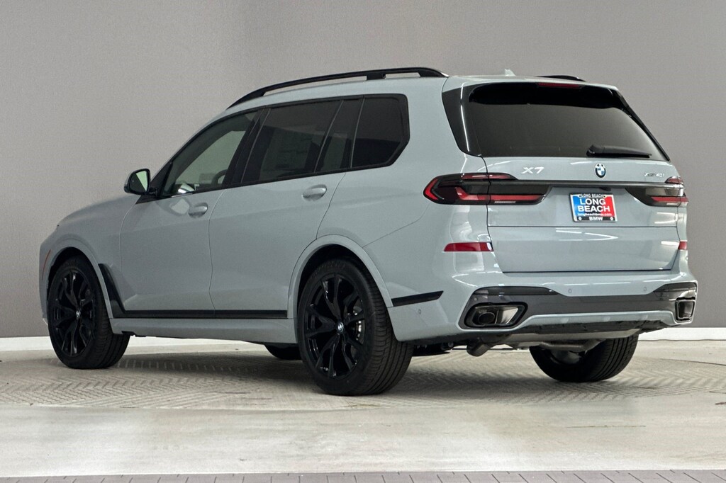 New 2027 BMW X7 xDrive40i SUV