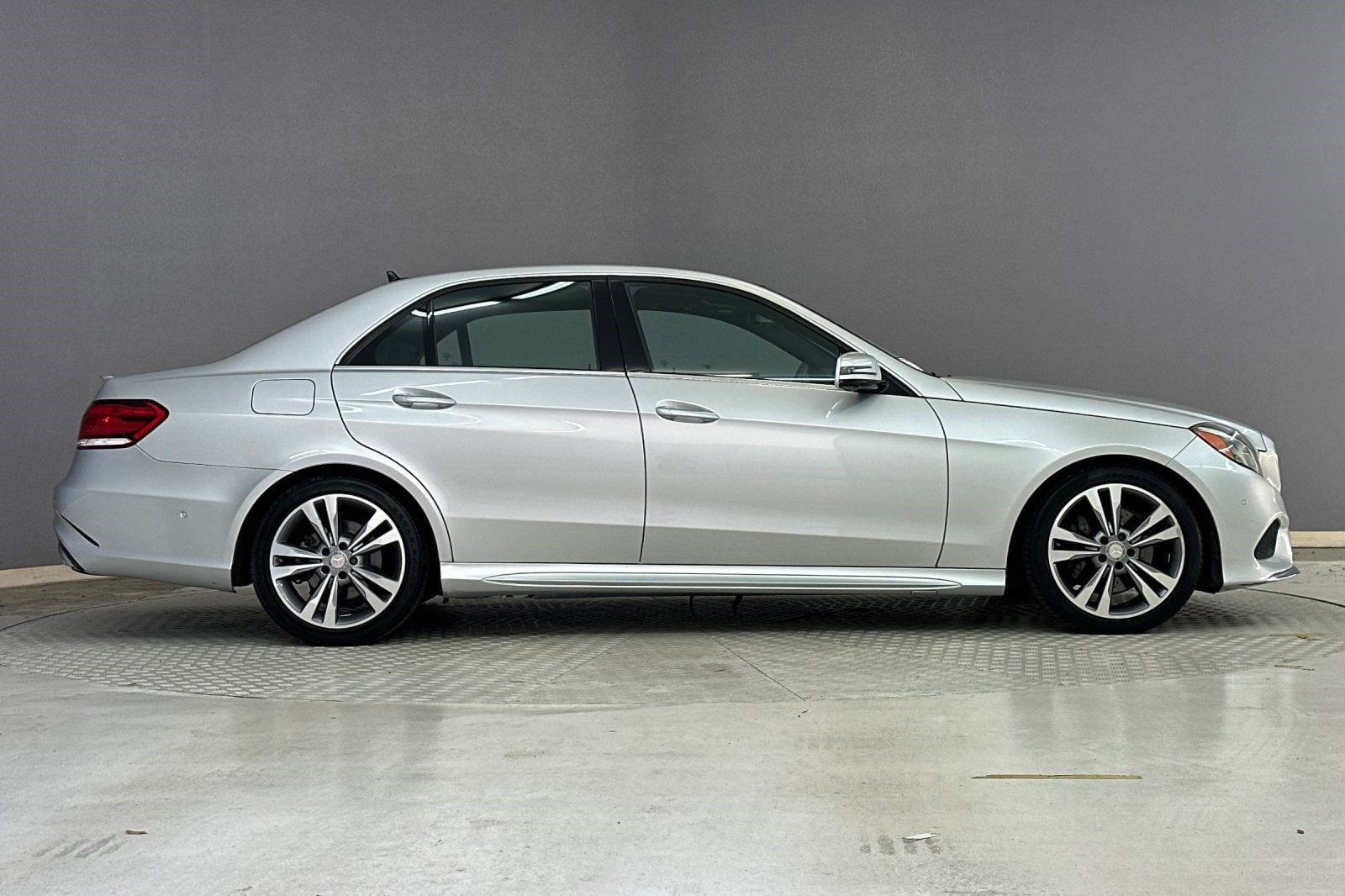 2016 Mercedes-Benz E-Class E 350 photo 6