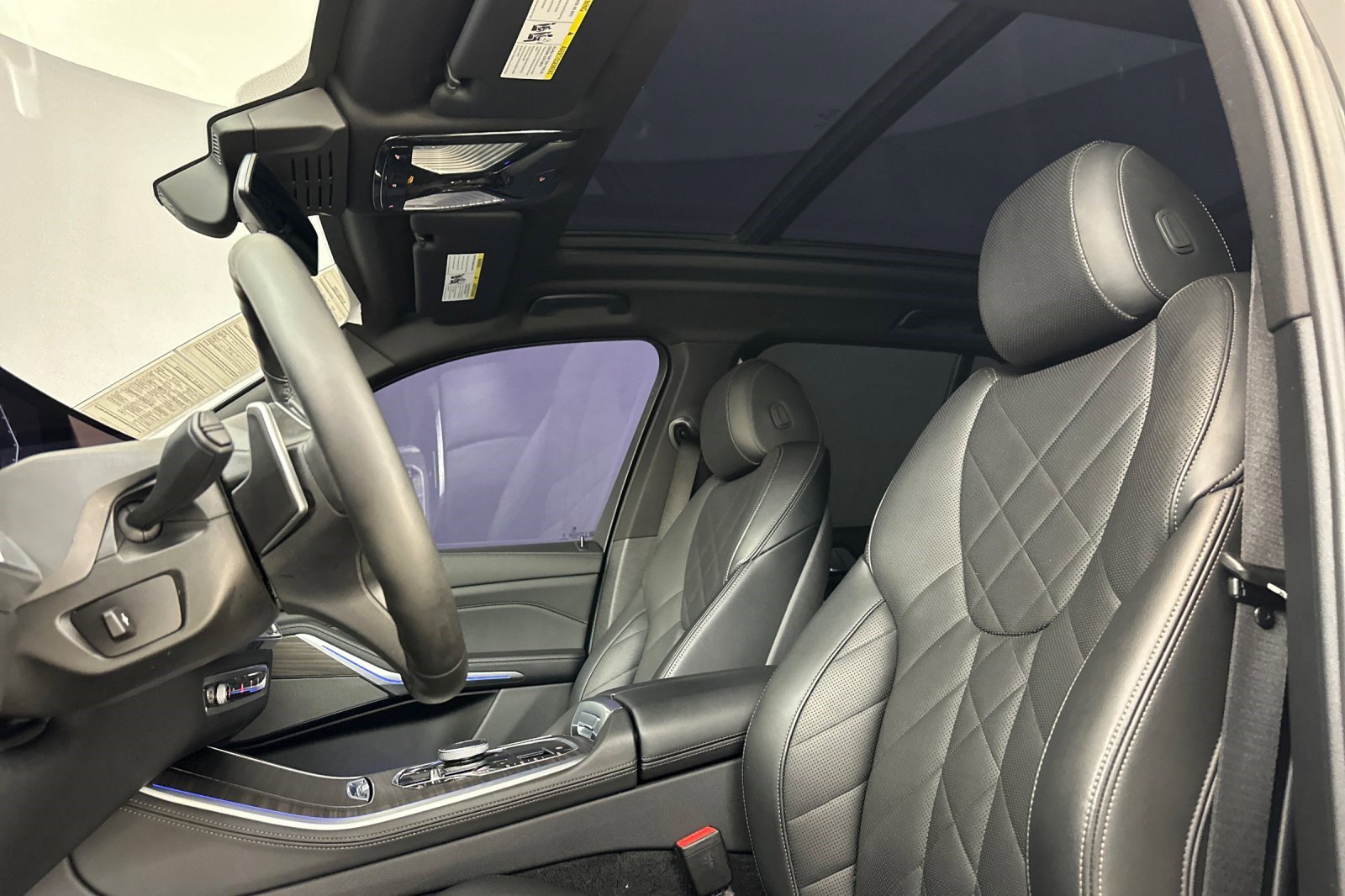 2025 BMW X5 sDrive40i photo 4