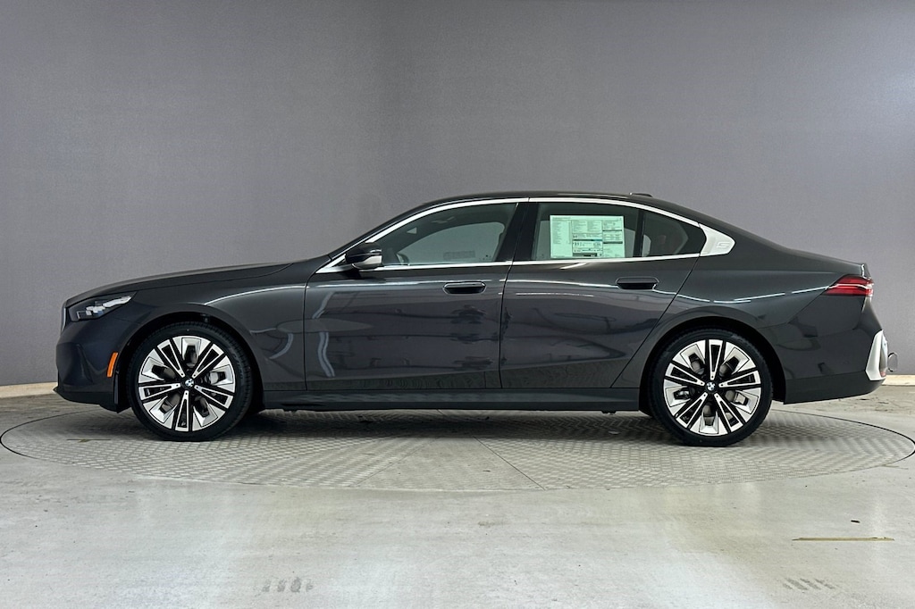 New 2026 BMW 530i Sedan