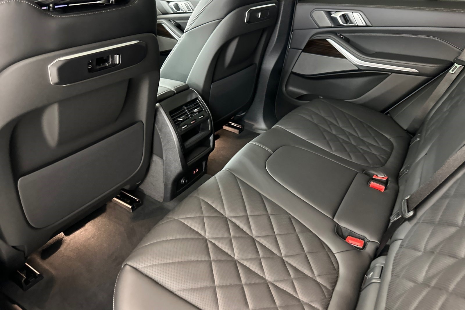 2026 BMW X5 40i - Photo 22
