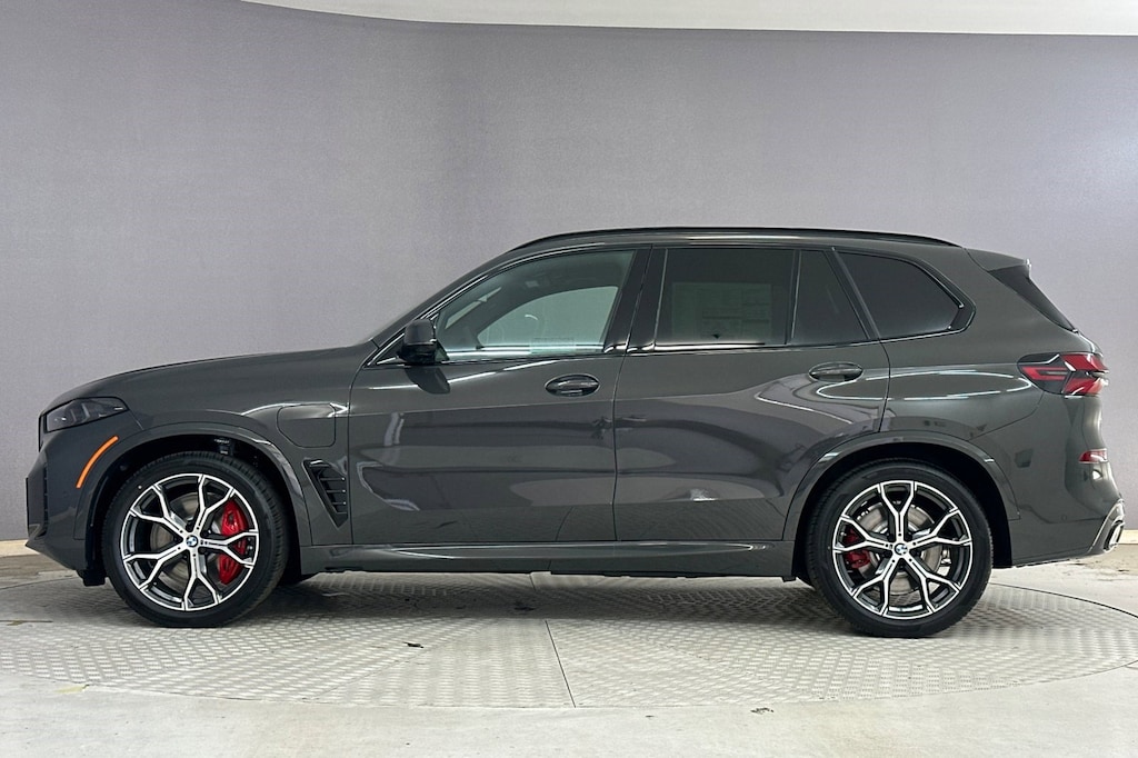 New 2026 BMW X5 PHEV xDrive50e SUV