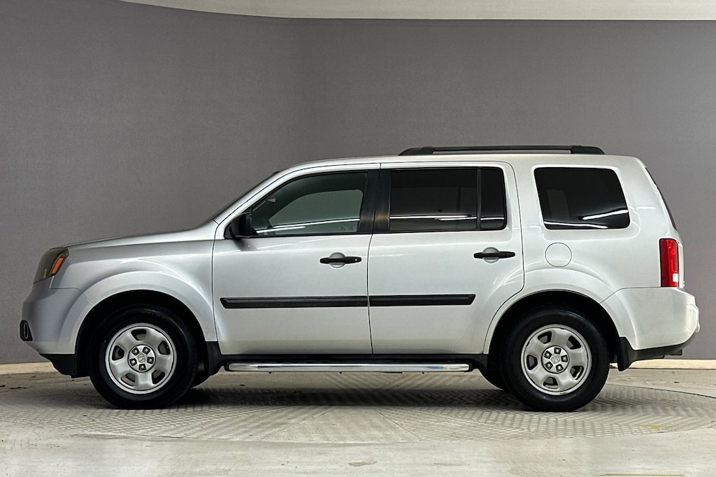 Used 2014 Honda Pilot LX SUV