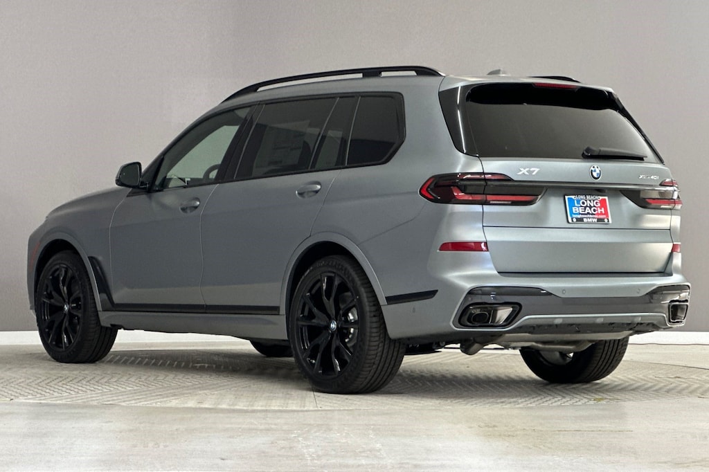 New 2027 BMW X7 xDrive40i SUV
