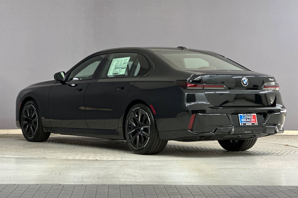 New 2026 BMW 740i Sedan
