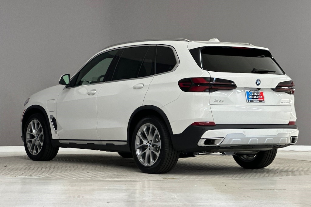 New 2026 BMW X5 PHEV xDrive50e SUV