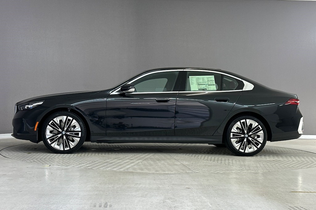 New 2027 BMW 530i Sedan