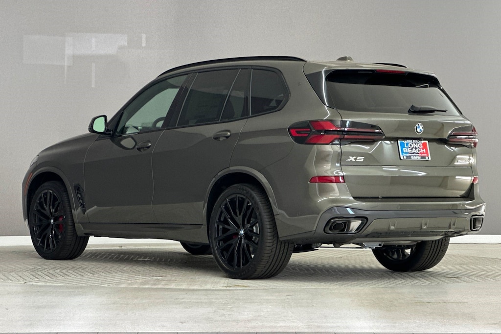 New 2026 BMW X5 sDrive40i SUV
