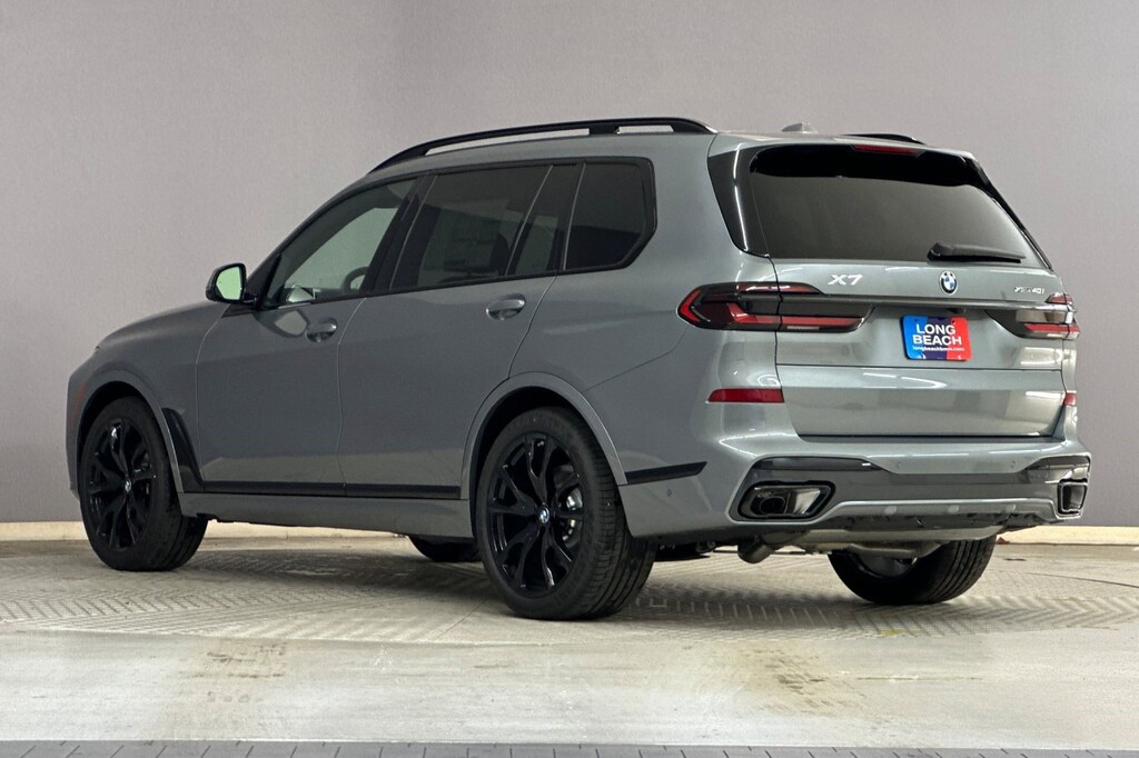 New 2026 BMW X7 xDrive40i SUV