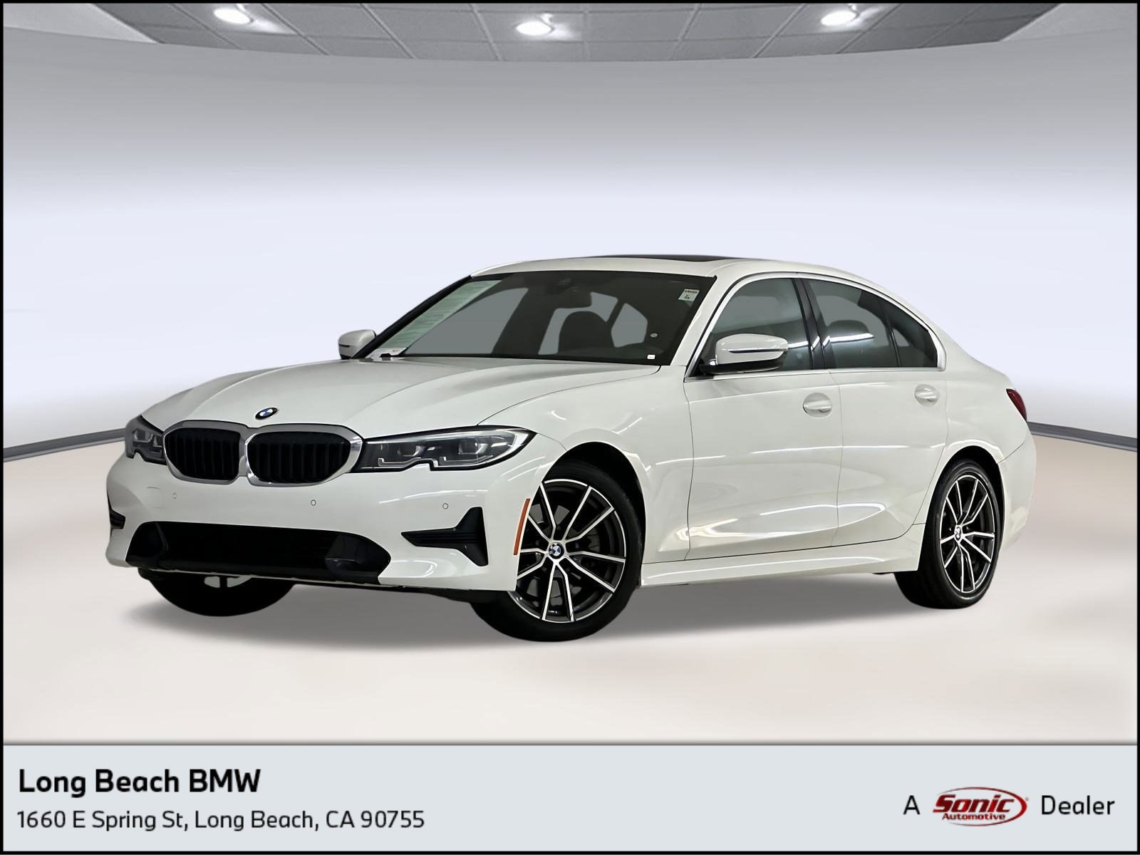 2021 BMW 3 Series 330i's photo