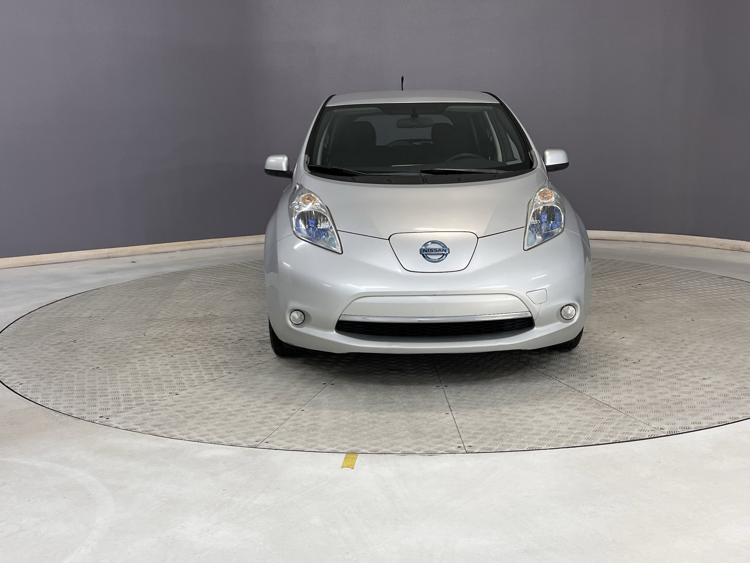 Used 2013 Nissan LEAF S with VIN 1N4AZ0CP6DC412517 for sale in Long Beach, CA
