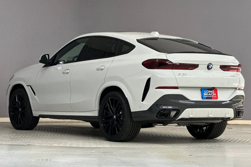 New 2026 BMW X6 xDrive40i SUV