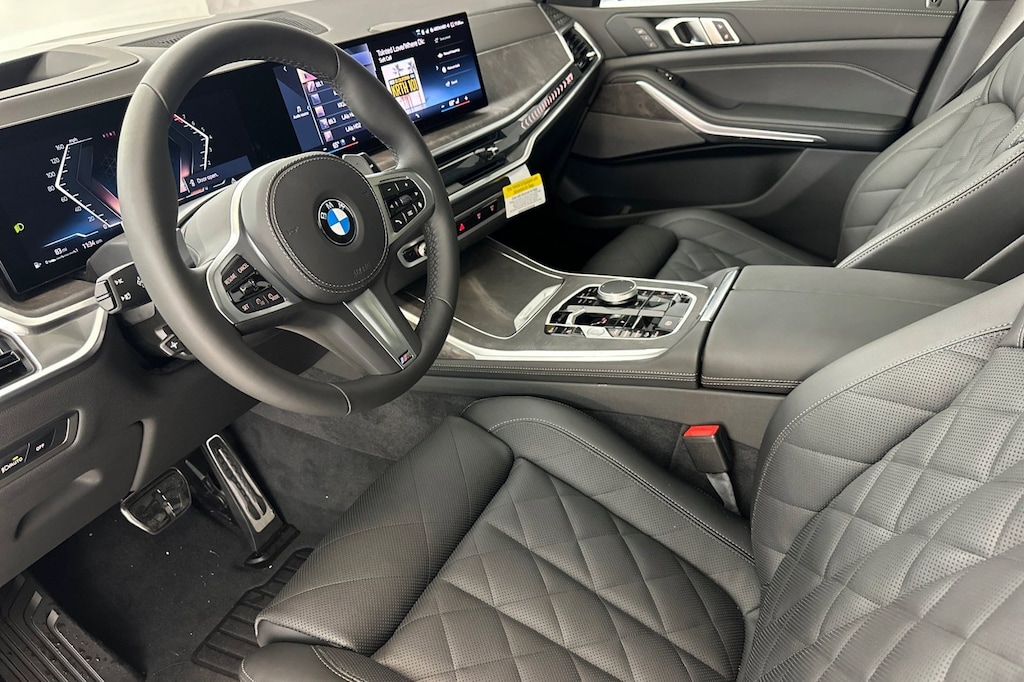 New 2026 BMW X7 xDrive40i SUV