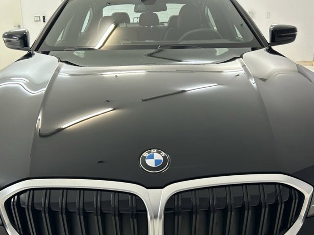 New 2025 BMW 330i Sedan