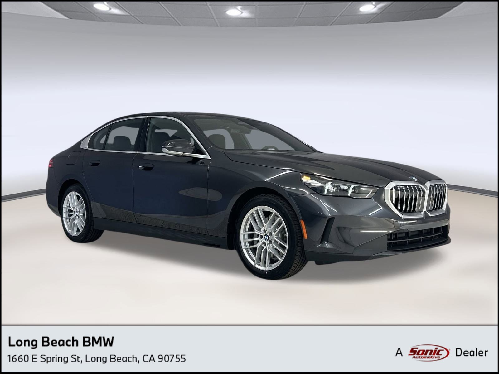 2025 BMW 5 Series 530i's photo