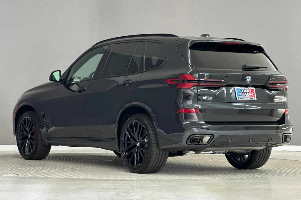 New 2026 BMW X5 sDrive40i SUV