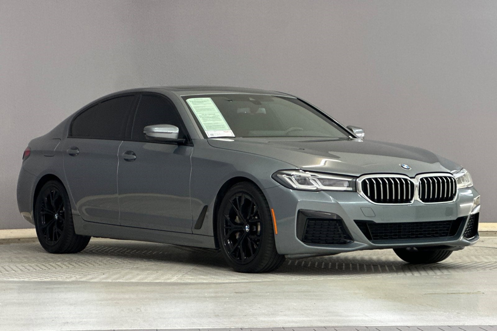 2023 BMW 530i photo 5