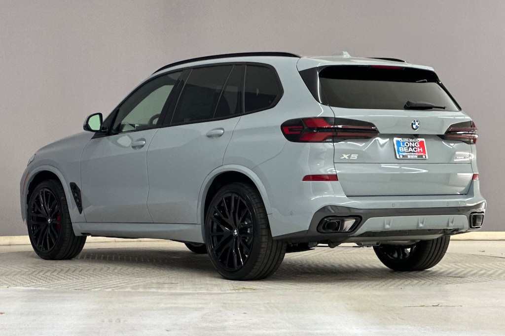 New 2026 BMW X5 sDrive40i SUV