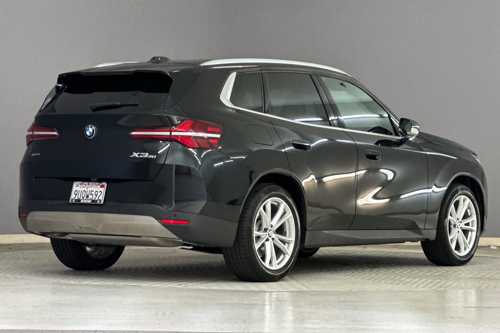 2025 BMW X3 30 xDrive photo 3