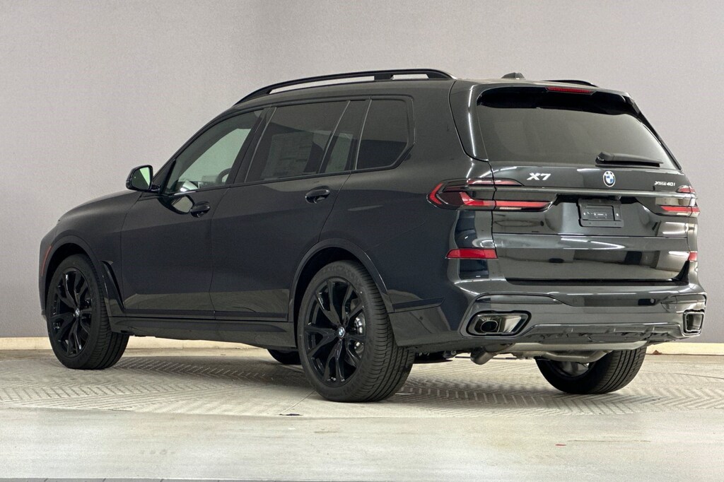 New 2026 BMW X7 xDrive40i SUV