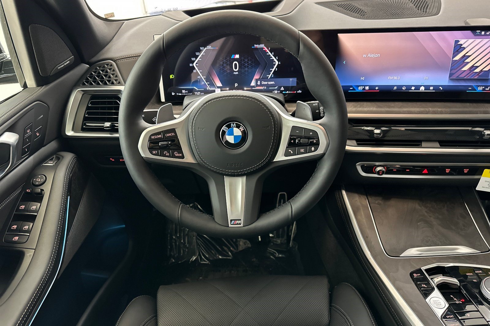 2026 BMW X5 40i - Photo 26