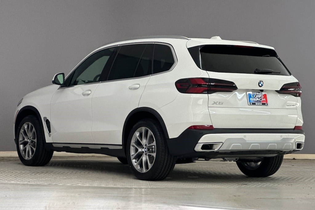 New 2026 BMW X5 sDrive40i SUV