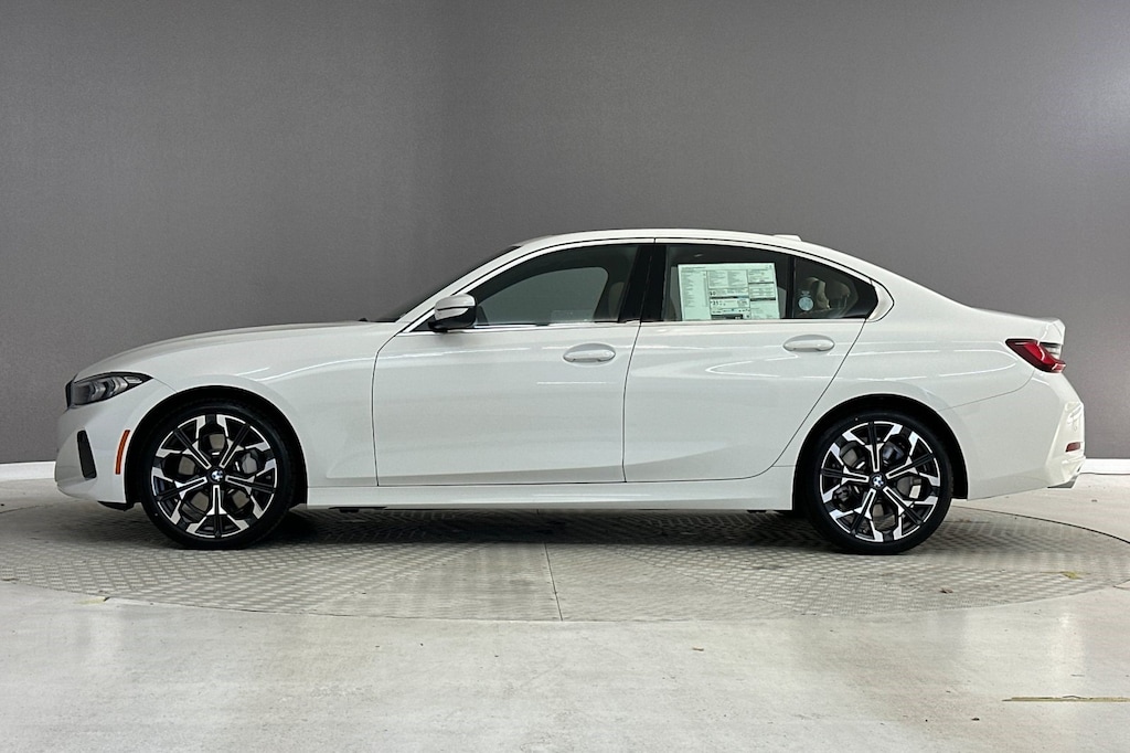 New 2026 BMW 330i Sedan
