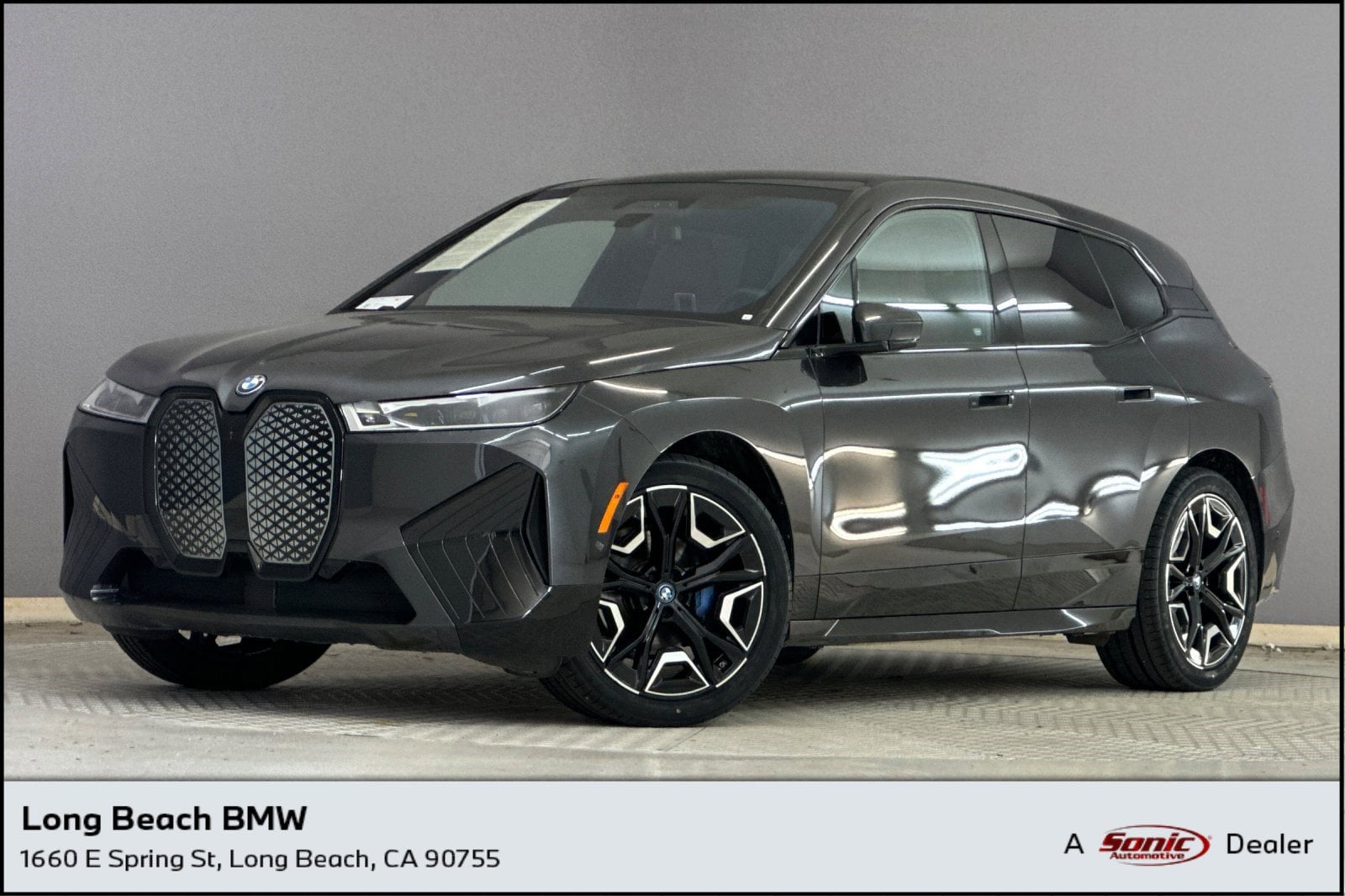 2023 BMW iX Base's photo