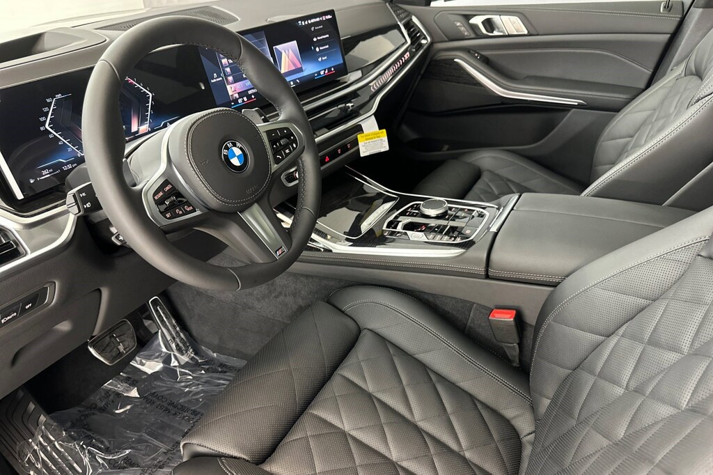 New 2026 BMW X7 xDrive40i SUV