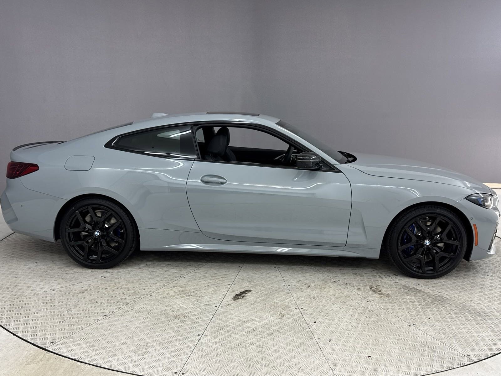 2025 Bmw 430i Coupe photo 3
