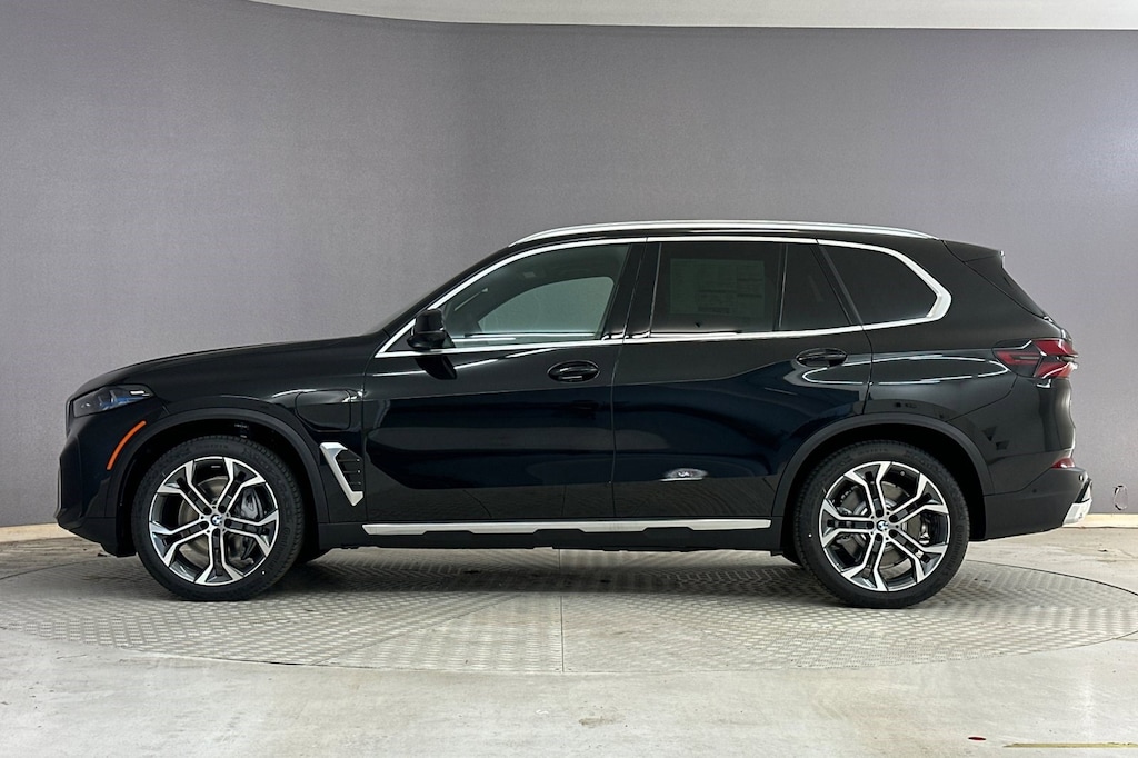 New 2026 BMW X5 PHEV xDrive50e SUV
