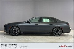 2025 BMW 750e xDrive Sedan