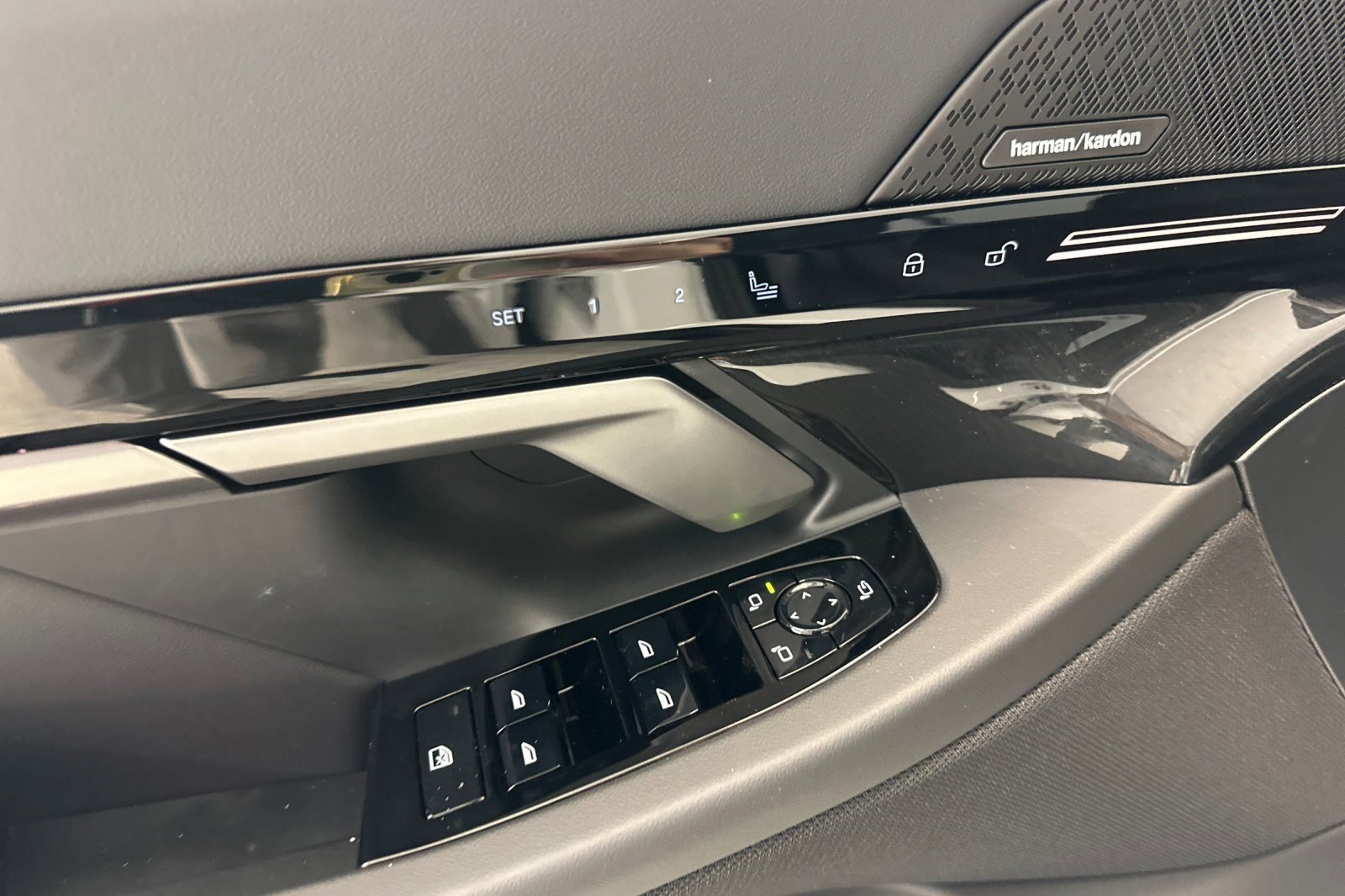 2026 BMW 5 Series 530i - Photo 13