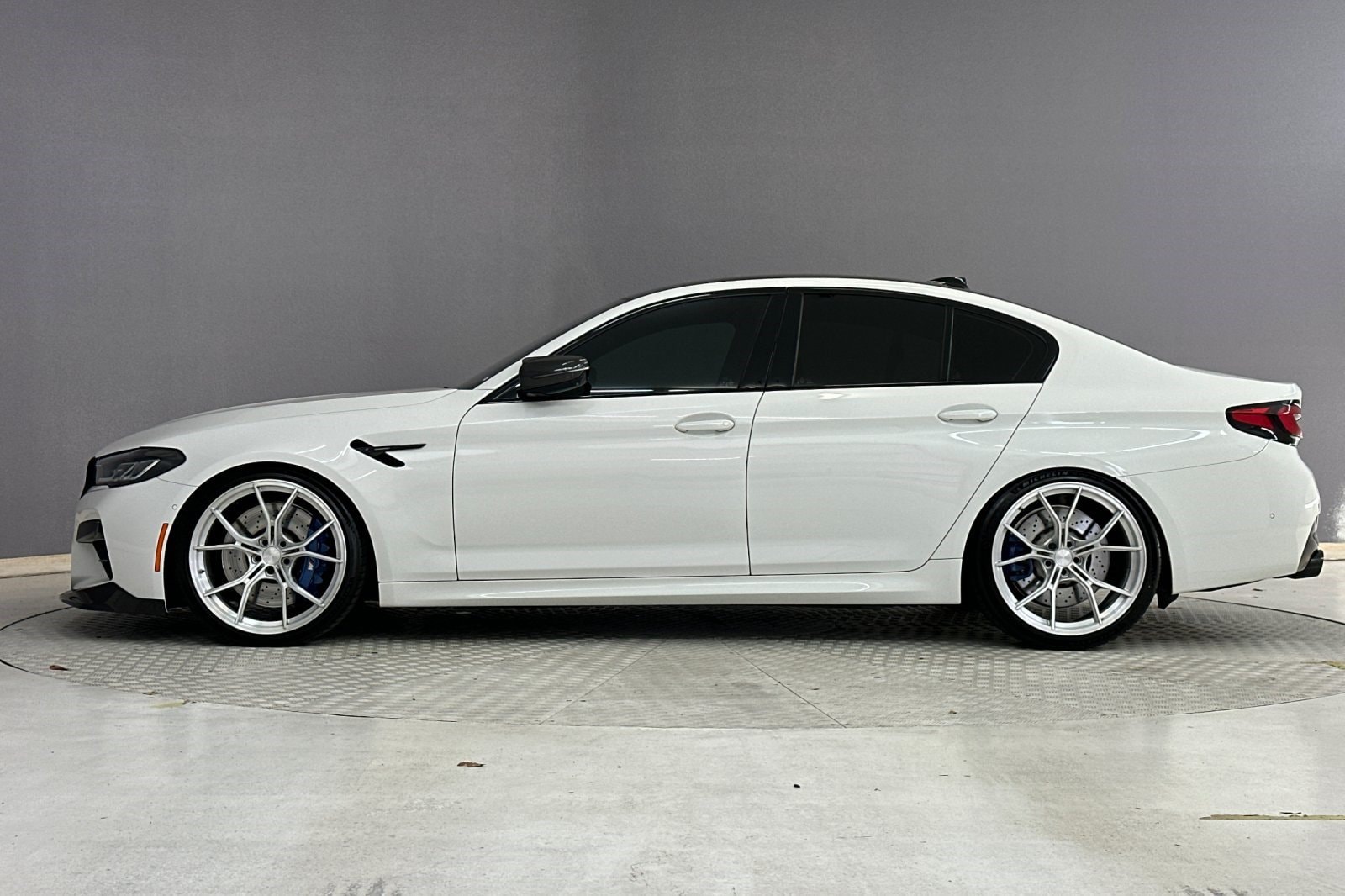 M5 Sedan