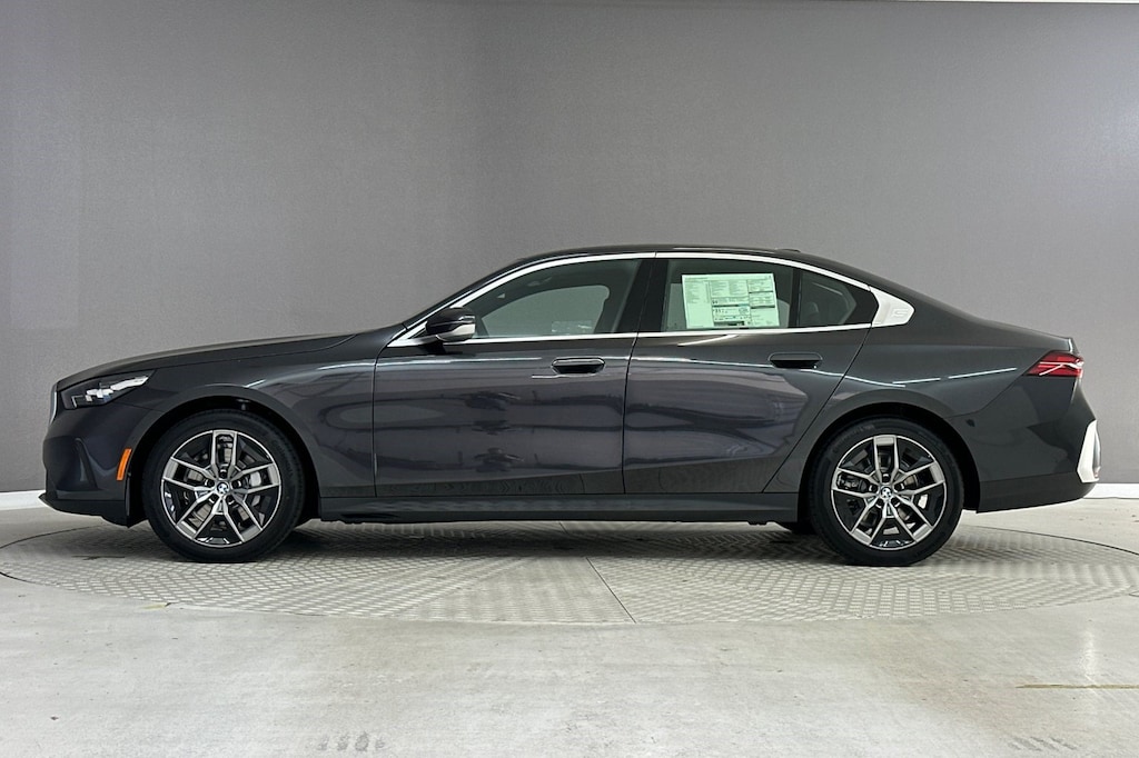 New 2027 BMW 530i Sedan