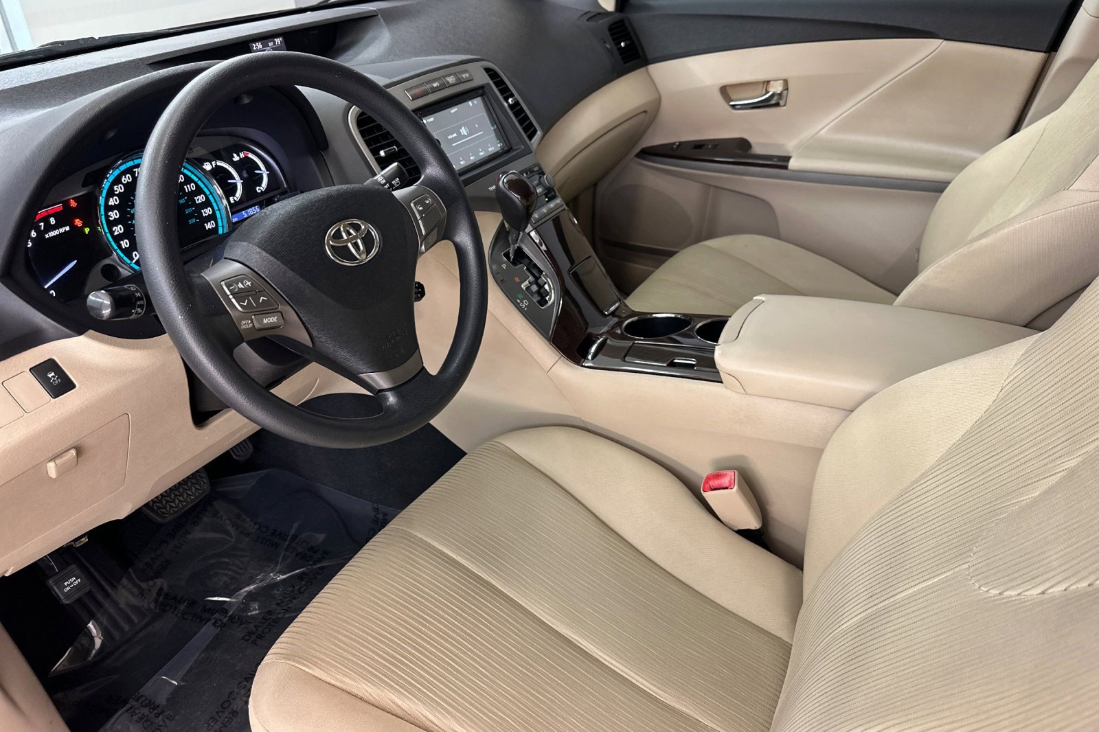 2012 Toyota Venza LE photo 4