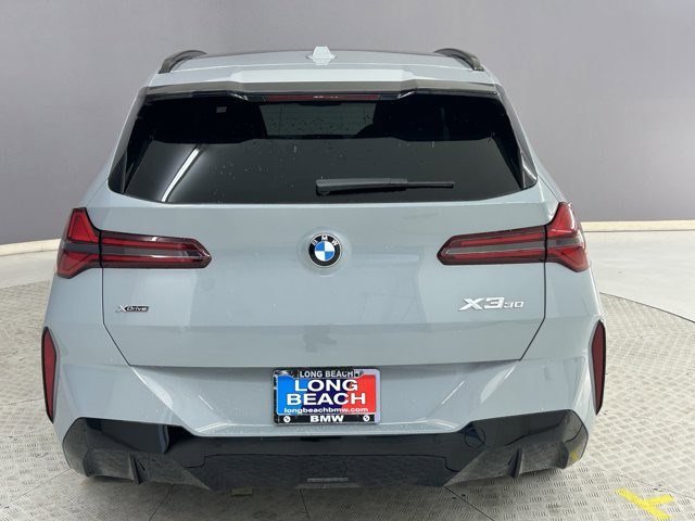 2025 BMW X3 30 xDrive photo 4