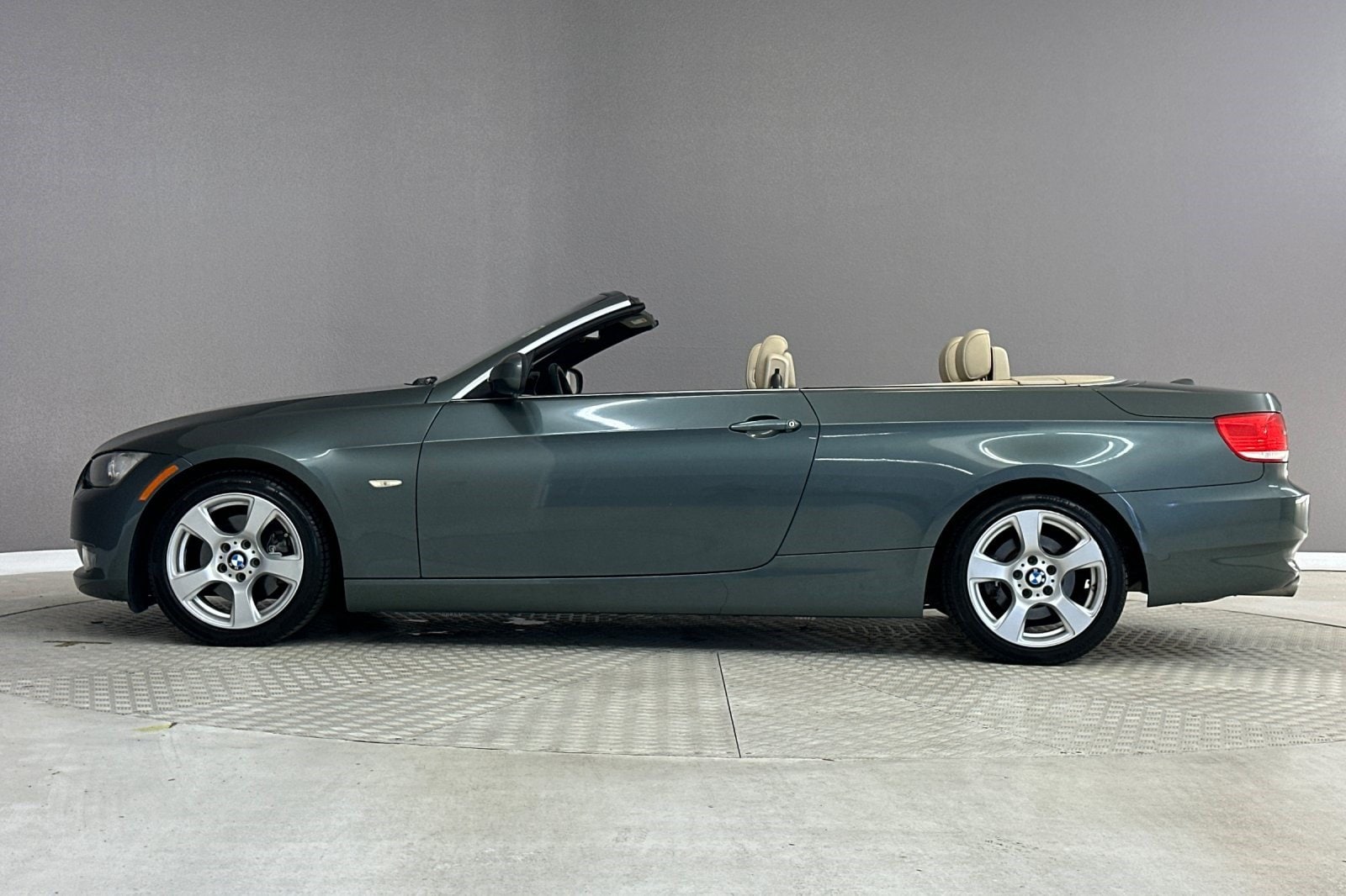 Used 2010 BMW 3 Series 328i with VIN WBAWR3C58AP462580 for sale in Long Beach, CA