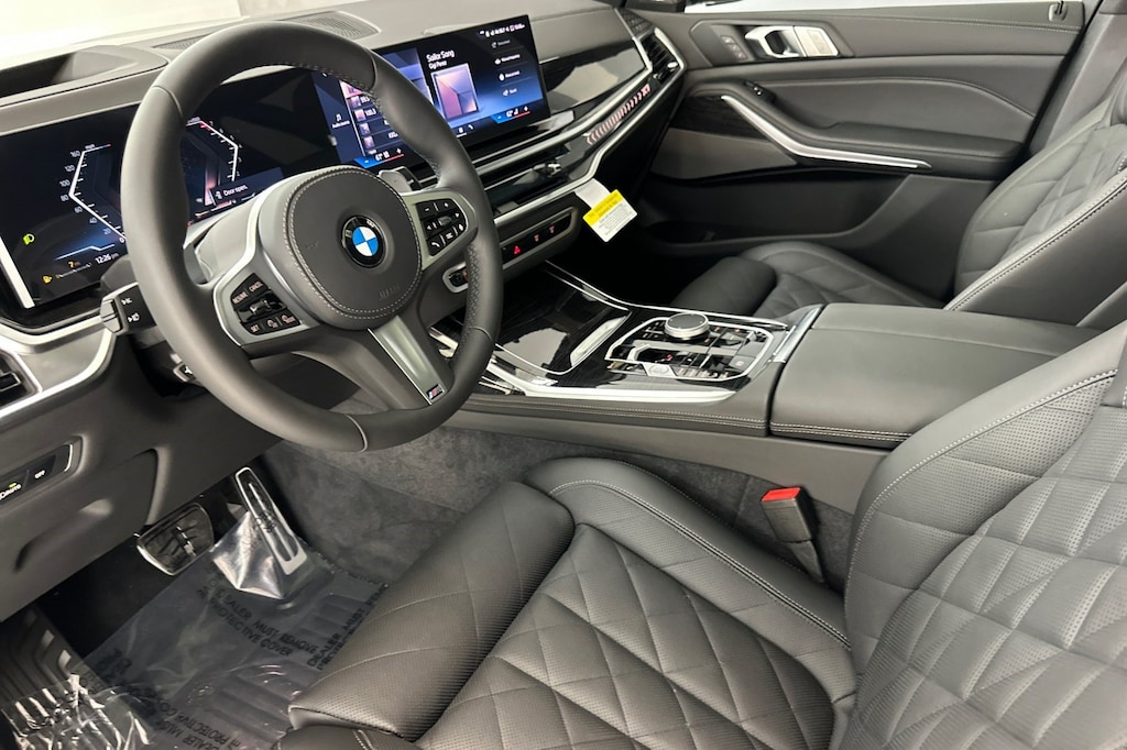 New 2027 BMW X7 xDrive40i SUV