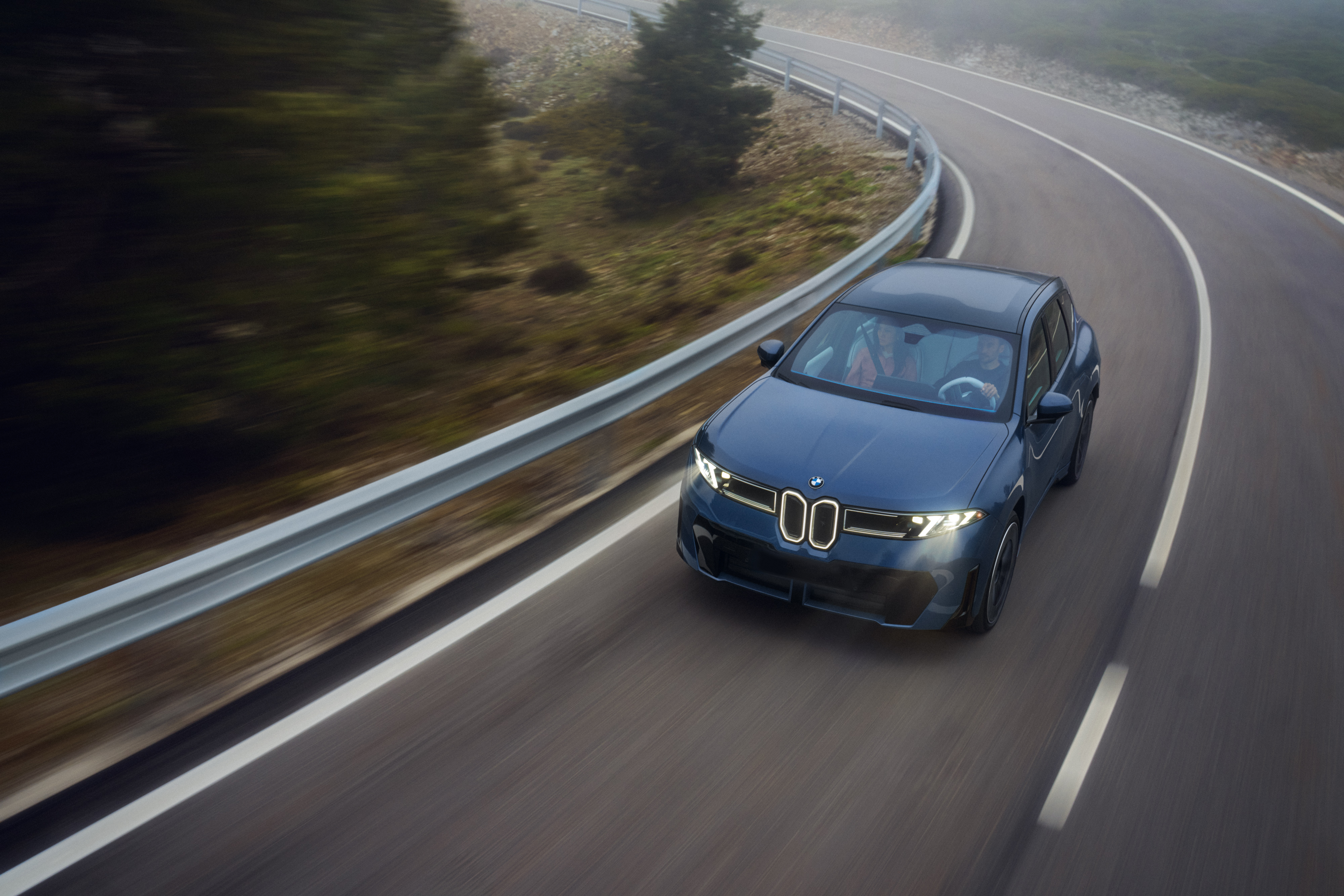 DI25_000270048_V1_O_sRGB_BMW-iX3-(NA5-BEV)---Social-Stills-R1.jpg